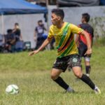entraîner au football