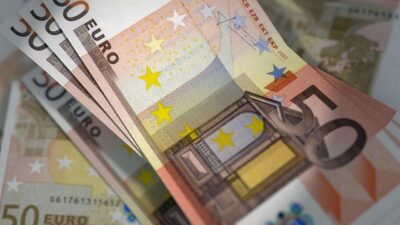 obtenir 800 euros