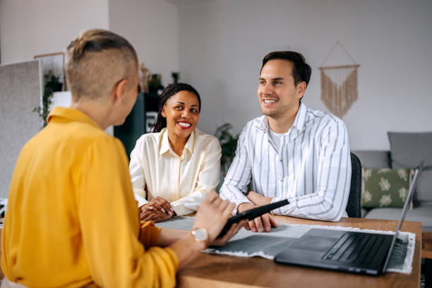 Une visite virtuelle entreprise Lyon ne se limite pas à montrer des locaux : elle raconte une histoire, transmet des valeurs et influence la perception de l’entreprise.